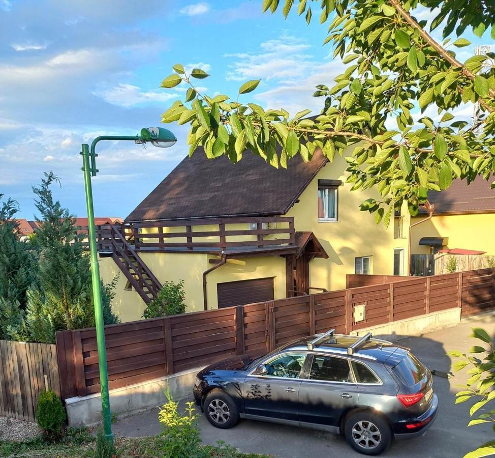 Casa Merilor I Braşov Exterior foto